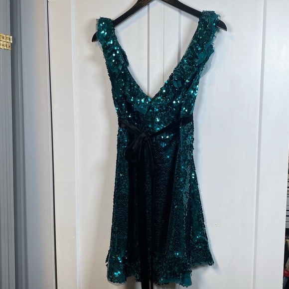 Free People | Spirulina Sequin Cocktail Dress - low back with waist tie - Size 8 - Picture 8 of 12